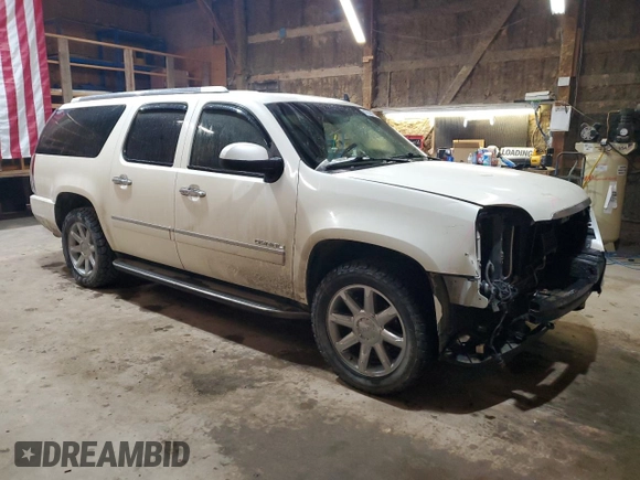 2013 GMC Yukon XL Denali with VIN 1GKS2MEF8DR329736, listed as a Copart auction lot 47556125 with 93,395 mi miles and Clean Title. Bid and sale history available at DreamBid. Image 4.