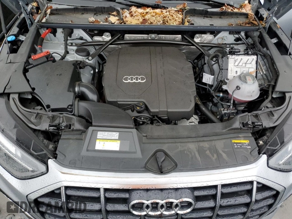 2021 Audi Q5 Premium Plus with VIN WA1BAAFY5M2098004, listed as a Copart auction lot 70068762 with 10,336 mi miles. Bid and sale history available at carsss.com. Image 12.