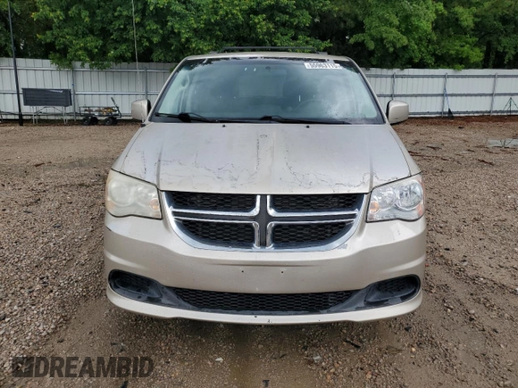 2015 Dodge Grand Caravan SXT with VIN 2C4RDGCG7FR536049, listed as a Copart auction lot 55963115 with 141,228 mi miles and Clean Title. Bid and sale history available at DreamBid. Image 5.