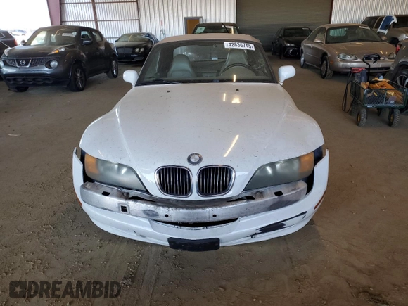 1997 BMW 3 Series 1.9L with VIN 4USCH7324VLB83708, listed as a Copart auction lot 42836745 with 220,898 mi miles and Clean Title. Bid and sale history available at carsss.com. Image 5.