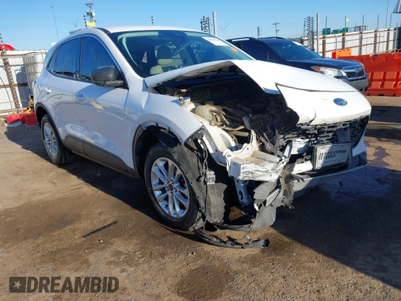 2022 Ford Escape SE z VIN 1FMCU0G64NUB64536, wystawiony jako IAAI lot #41834238 z przebiegiem 31 686 mil mil oraz . Historia ofert i sprzedaży dostępna na DreamBid. Obrazek 1.