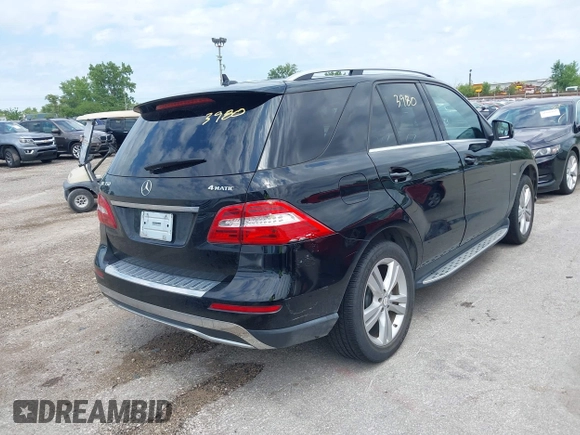 2012 Mercedes-Benz M 350 with VIN 4JGDA5HB4CA040920, listed as a IAAI auction lot 42723980 with 115,559 mi miles and . Bid and sale history available at DreamBid. Image 4.