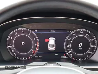 2019 Volkswagen Arteon z VIN WVWDR7AN7KE022XXX, wystawiony jako Copart lot #59252445 z przebiegiem 33 032 mil mil oraz Tytuł czysty. Historia ofert i sprzedaży dostępna na DreamBid. Obrazek 8.