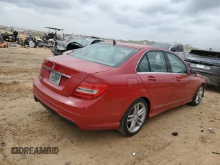 2013 Mercedes-Benz C 250 Sport z VIN WDDGF4HB1DR275426, wystawiony jako Copart lot #47704875 z przebiegiem 95 061 mil mil oraz Szkoda całkowita • Salvage title. Historia ofert i sprzedaży dostępna na DreamBid. Obrazek 3.