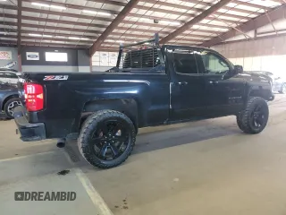 2016 Chevrolet Silverado 1500 LT with VIN 1GCVKREC3GZ121019, listed as a Copart auction lot 52748115 with 201,506 mi miles and Clean Title. Bid and sale history available at DreamBid. Image 3.