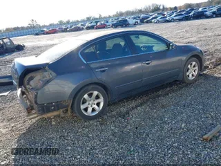 2009 Nissan Altima 2.5 with VIN 1N4AL21E99N538882, listed as a IAAI auction lot 42119130 with 154,146 mi miles. Bid and sale history available at carsss.com. Image 4.