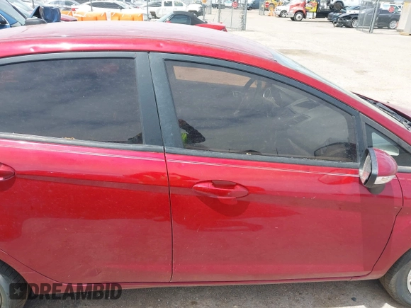 2016 Ford Fiesta SE z VIN 3FADP4BJXGM156814, wystawiony jako IAAI lot #42129721 z przebiegiem 90 353 mil mil oraz . Historia ofert i sprzedaży dostępna na DreamBid. Obrazek 13.