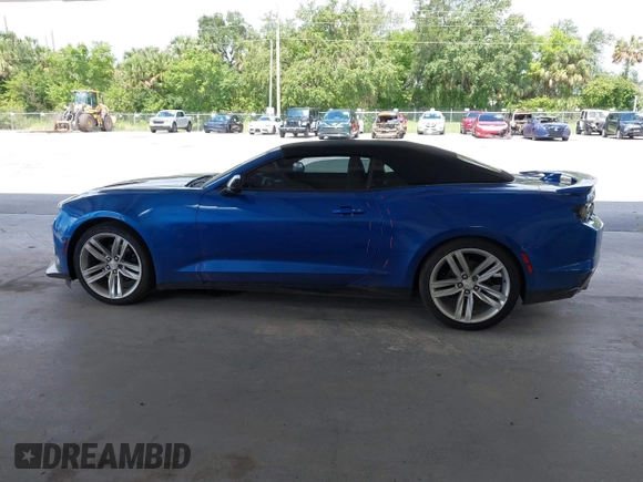 2016 Chevrolet Camaro 2LT z VIN 1G1FD3DX1G0173519, wystawiony jako IAAI lot #42345115 z przebiegiem 78 205 mil mil oraz . Historia ofert i sprzedaży dostępna na DreamBid. Obrazek 14.