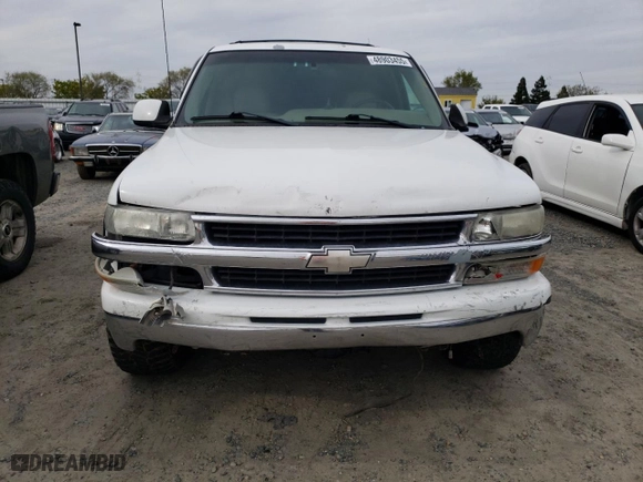 2001 Chevrolet Tahoe LT with VIN 1GNEK13T61J285818, listed as a Copart auction lot 48903455 with 131,901 mi miles and Salvage Title. Bid and sale history available at carsss.com. Image 5.