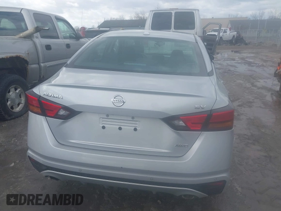 2022 Nissan Altima SV z VIN 1N4BL4DW0NN332896, wystawiony jako IAAI lot #41368811 z przebiegiem 35 062 mil mil oraz . Historia ofert i sprzedaży dostępna na DreamBid. Obrazek 16.