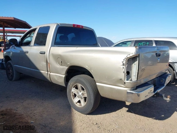 2005 Dodge Ram 1500 SLT with VIN 1D7HA18D85J549644, listed as a IAAI auction lot 41841179 with 317,263 mi miles. Bid and sale history available at carsss.com. Image 3.