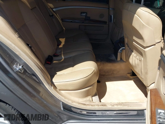 2006 BMW 7 Series 750Li with VIN WBAHN83596DT30289, listed as a IAAI auction lot 41964071 with 174,598 mi miles. Bid and sale history available at carsss.com. Image 8.