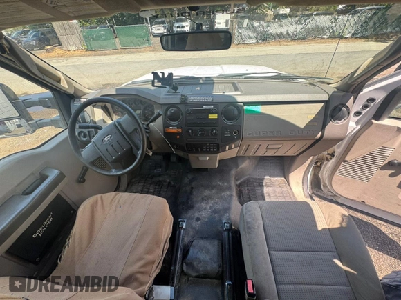 2008 Ford F-450 with VIN 1FDXF46Y58EE56619, listed as a Copart auction lot 65845785 with 275,200 mi miles and Clean title. Bid and sale history available at DreamBid. Image 9.