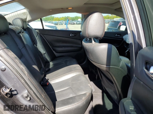 2010 Nissan Maxima SV z VIN 1N4AA5AP3AC827751, wystawiony jako Copart lot #51962265 z przebiegiem 150 576 mil mil oraz Szkoda całkowita • Salvage title. Historia ofert i sprzedaży dostępna na DreamBid. Obrazek 12.
