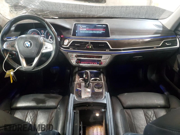 2018 BMW 7 Series 740e xDrive iPerformance with VIN WBA7J2C52JG497993, listed as a Copart auction lot 40766383 with 39,740 mi miles. Bid and sale history available at carsss.com. Image 8.