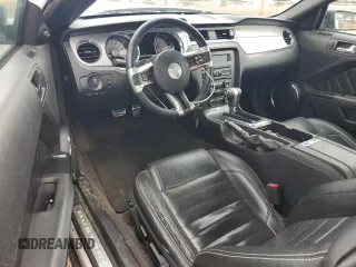 2012 Ford Mustang Premium with VIN 1ZVBP8AM5C5210831, listed as a Copart auction lot 58858065 with 196,564 mi miles and Salvage title. Bid and sale history available at DreamBid. Image 8.
