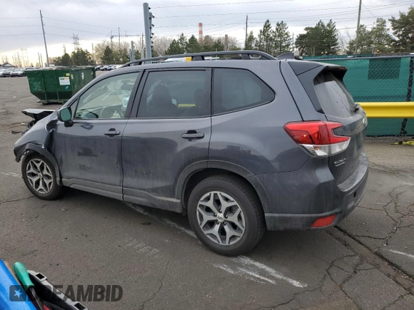 2024 Subaru Forester Premium z VIN JF2SKADC8RH431442, wystawiony jako Copart lot #51538045 z przebiegiem 5 072 mil mil oraz Szkoda całkowita • Salvage title. Historia ofert i sprzedaży dostępna na DreamBid. Obrazek 2.