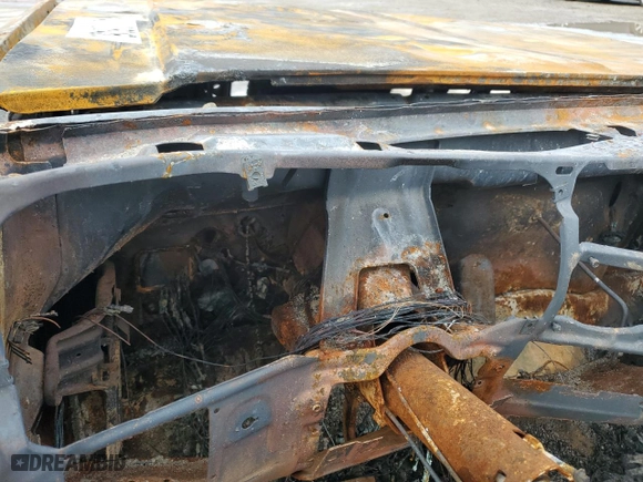 1984 Chevrolet Pickup with VIN 2GCDC14H2E1212960, listed as a Copart auction lot 48956945 with 0 mi miles and Salvage Title. Bid and sale history available at carsss.com. Image 9.