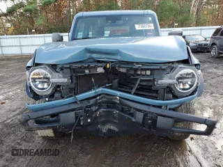 2022 Ford Bronco z VIN 1FMDE5AH6NLB71051, wystawiony jako Copart lot #77580794 z przebiegiem 20 904 mil mil oraz Szkoda całkowita • Salvage title. Historia ofert i sprzedaży dostępna na DreamBid. Obrazek 5.