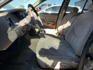 2002 Ford Crown Victoria Standard с VIN 2FAFP73WX2X103936, выставлен на аукционе Copart как лот 67688374 с пробегом 161 511 миль миль и Списание • Salvage title. История ставок и продаж доступна на DreamBid. Изображение 7.