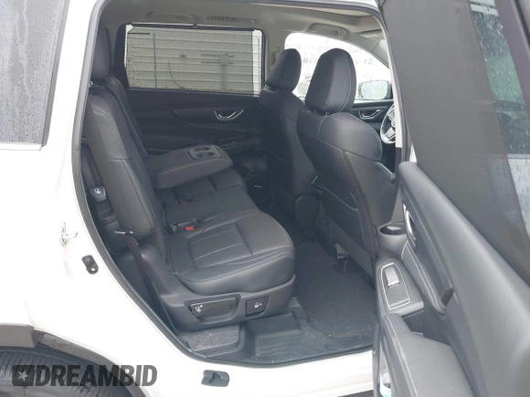 2024 Subaru Ascent Limited z VIN 4S4WMARD3R3453952, wystawiony jako IAAI lot #41628483 z przebiegiem 5 525 mil mil oraz . Historia ofert i sprzedaży dostępna na DreamBid. Obrazek 8.