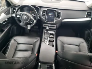 2018 Volvo XC90 Momentum z VIN YV4102PKXJ1361851, wystawiony jako Copart lot #82189234 z przebiegiem Nie podano mil oraz Szkoda całkowita • Salvage title. Historia ofert i sprzedaży dostępna na DreamBid. Obrazek 8.