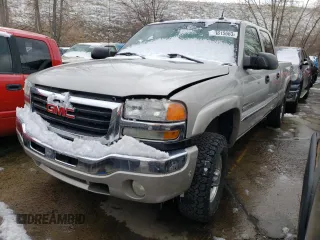 2005 GMC Sierra 2500HD SLT z VIN 1GTHK23285F879600, wystawiony jako Copart lot #43615663 z przebiegiem 144 667 mil mil oraz Czysty tytuł • Clean title. Historia ofert i sprzedaży dostępna na DreamBid. Obrazek 1.