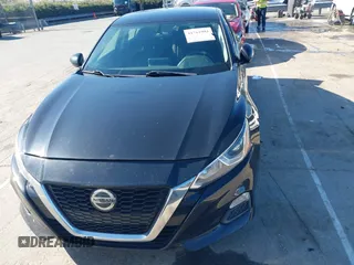 2020 Nissan Altima 2.5 S with VIN 1N4BL4BV5LC175000, listed as a IAAI auction lot 41761083 with 140,800 mi miles. Bid and sale history available at carsss.com. Image 12.