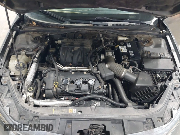 2010 Ford Fusion SEL with VIN 3FAHP0CGXAR272036, listed as a IAAI auction lot 41734766 with 200,992 mi miles. Bid and sale history available at carsss.com. Image 10.