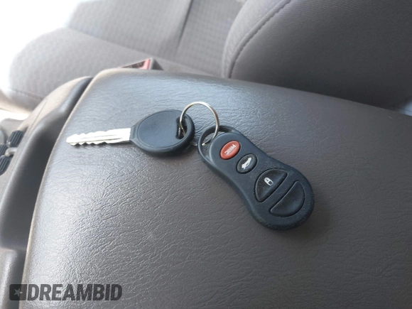 2003 Jeep Liberty Sport with VIN 1J4GK48K33W676704, listed as a IAAI auction lot 42007037 with 114,290 mi miles and . Bid and sale history available at DreamBid. Image 11.