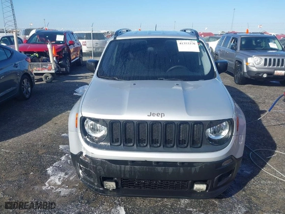 2017 Jeep Renegade Sport with VIN ZACCJAAH3HPF00275, listed as a IAAI auction lot 41353370 with 134,479 mi miles. Bid and sale history available at carsss.com. Image 12.