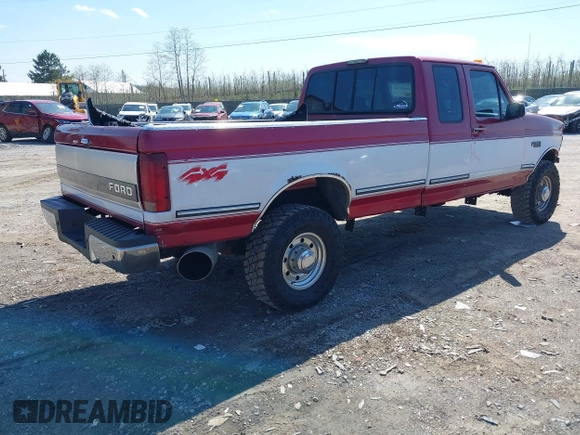 1995 Ford F-250 with VIN 1FTHX26FXSKA04618, listed as a IAAI auction lot 42005763 with 365,853 mi miles. Bid and sale history available at carsss.com. Image 4.
