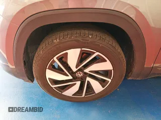 2024 Volkswagen Atlas SE с VIN 1V2HR2CA1RC556840, выставлен на аукционе IAAI как лот 42786516 с пробегом 24 384 миль миль и . История ставок и продаж доступна на DreamBid. Изображение 33.