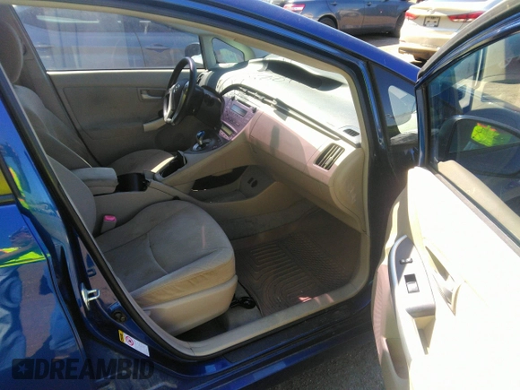 2011 Toyota Prius I z VIN JTDKN3DU5B0278520, wystawiony jako IAAI lot #42295191 z przebiegiem 215 309 mil mil oraz . Historia ofert i sprzedaży dostępna na DreamBid. Obrazek 5.