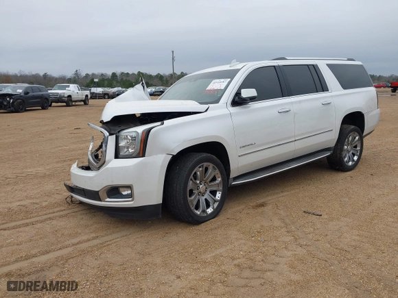 2016 GMC Yukon XL Denali with VIN 1GKS1HKJ8GR306576, listed as a IAAI auction lot 41518187 with 208,586 mi miles. Bid and sale history available at carsss.com. Image 18.