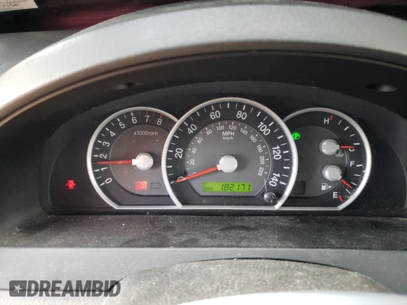 2008 Kia Sorento EX z VIN KNDJC736585820108, wystawiony jako Copart lot #53294805 z przebiegiem 182 171 mil mil oraz Szkoda całkowita • Salvage title. Historia ofert i sprzedaży dostępna na DreamBid. Obrazek 9.