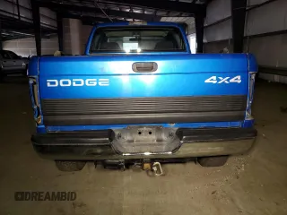 1999 Dodge Ram 2500 with VIN 3B7KF2369XG139830, listed as a Copart auction lot 75653444 with 197,952 mi miles and Salvage Title. Bid and sale history available at carsss.com. Image 6.