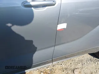 2024 Toyota Highlander LE z VIN 5TDKDRBH3RS531904, wystawiony jako IAAI lot #40509853 z przebiegiem 12 408 mil mil oraz . Historia ofert i sprzedaży dostępna na DreamBid. Obrazek 6.