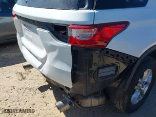2019 Chevrolet Traverse LS with VIN 1GNERFKWXKJ286587, listed as a IAAI auction lot 41845285 with 283,381 mi miles. Bid and sale history available at carsss.com. Image 18.