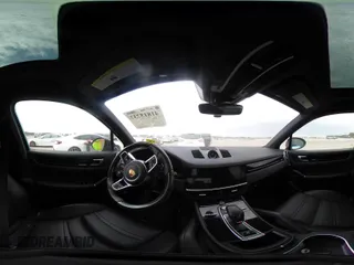 2021 Porsche Cayenne E-Hybrid Hybrid z VIN WP1AE2AYXMDA24566, wystawiony jako IAAI lot #41815737 z przebiegiem 51 149 mil mil oraz . Historia ofert i sprzedaży dostępna na DreamBid. Obrazek 19.