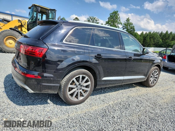 2018 Audi Q7 Premium Plus with VIN WA1LHAF71JD018852, listed as a Copart auction lot 60779375 with 84,760 mi miles and Salvage title. Bid and sale history available at DreamBid. Image 3.