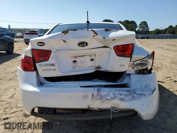 2013 Kia Forte EX with VIN KNAFU4A20D5696371, listed as a Copart auction lot 72035544 with 209,606 mi miles and Salvage Title. Bid and sale history available at carsss.com. Image 6.