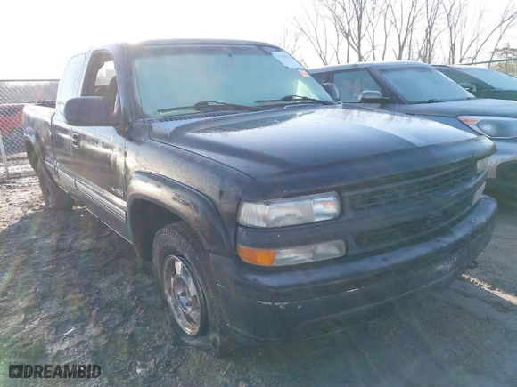 2000 Chevrolet Silverado 1500 LS with VIN 2GCEK19T1Y1112633, listed as a IAAI auction lot 41769926 with 87,690 mi miles. Bid and sale history available at carsss.com. Image 1.