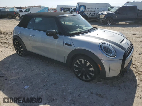 2022 MINI Convertible Cooper S с VIN WMW43DL00N3N52368, выставлен на аукционе Copart как лот 45111325 с пробегом 31 988 миль миль и Списание • Salvage title. История ставок и продаж доступна на DreamBid. Изображение 4.