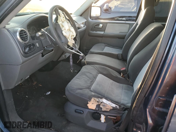 2004 Ford Expedition XLS with VIN 1FMRU13W54LA44335, listed as a Copart auction lot 89276495 with 0 mi miles and Salvage Title. Bid and sale history available at carsss.com. Image 7.