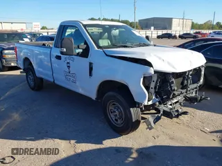 2018 Ford F-250 XL z VIN 1FTBF2A63JEB23754, wystawiony jako IAAI lot #40928588 z przebiegiem 168 034 mil mil oraz . Historia ofert i sprzedaży dostępna na DreamBid. Obrazek 1.