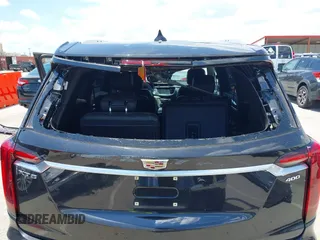 2020 Cadillac XT6 FWD Premium Luxury with VIN 1GYKPCRS0LZ220243, listed as a IAAI auction lot 42567404 with 45,643 mi miles and . Bid and sale history available at DreamBid. Image 6.