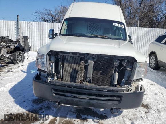 2019 Nissan NV Cargo SV z VIN 1N6AF0LY5KN804818, wystawiony jako Copart lot #46270265 z przebiegiem Nie podano mil oraz Szkody całkowita. Historia ofert i sprzedaży dostępna na DreamBid. Obrazek 5.