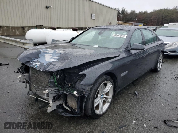 2015 BMW 7 Series 740Li xDrive with VIN WBAYF4C51FGS99169, listed as a Copart auction lot 37415003 with 82,826 mi miles. Bid and sale history available at carsss.com. Image 1.