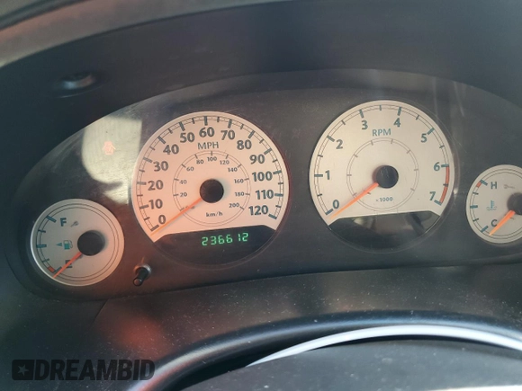 2006 Chrysler Town & Country LWB LX with VIN 2A4GP44R06R904627, listed as a Copart auction lot 80563714 with 236,612 mi miles and Salvage Title. Bid and sale history available at carsss.com. Image 9.